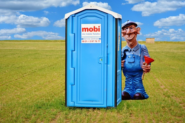 figurka instalatéra