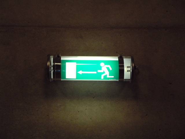 úniková cedule exit.jpg