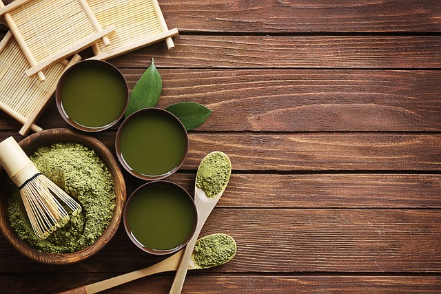 Kratom je i ve formě prášku. 